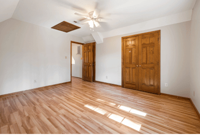 wooden doors suppliers in dubai