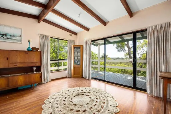 Balcony door suppliers dubai